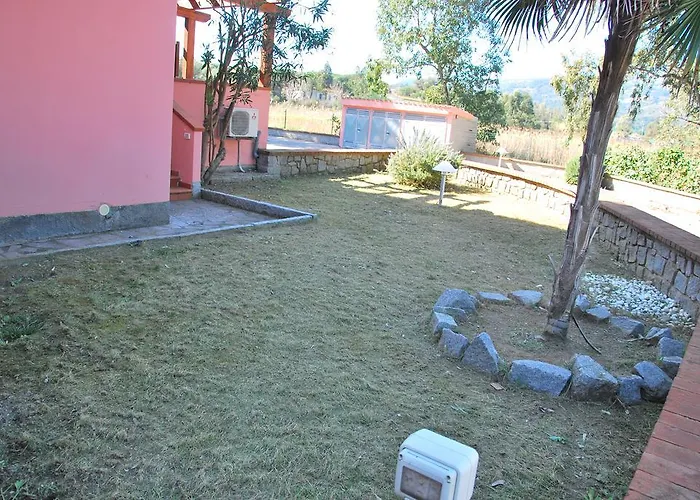 Complesso La Foce - Clima, Parcheggi, Spazi Esterni Privati *